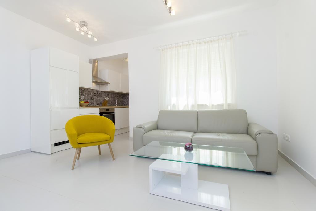 Apartment Royal ヴォディツェ エクステリア 写真